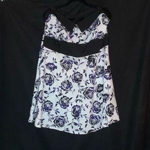 White and Black/Blue Flower Halter Top Dress, Size XXL